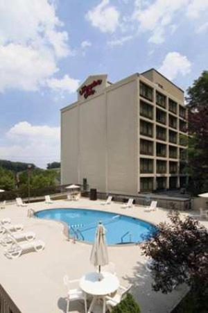 Hampton Inn White Plains/Tarrytown Main image 1